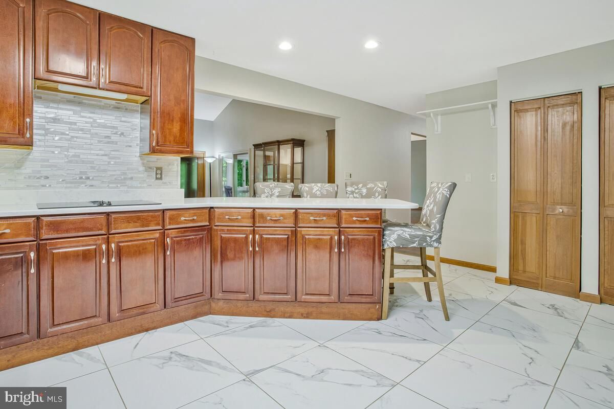 Interior, Kitchen, Marble, Recessed Lighting