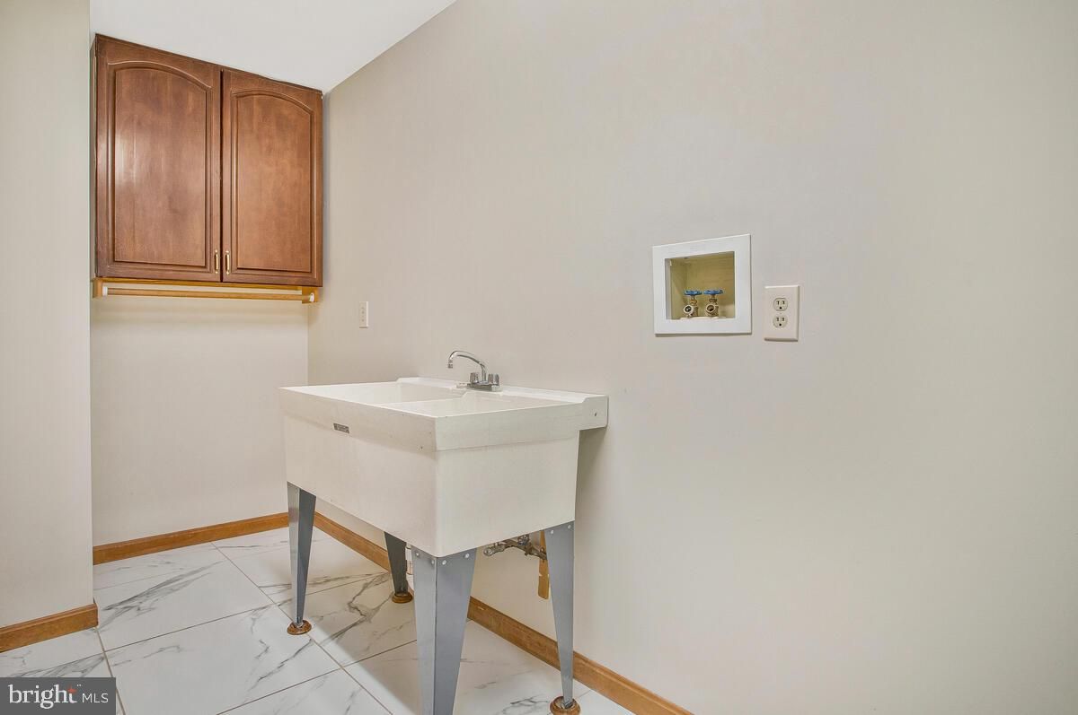 Bathroom, Interior, Marble