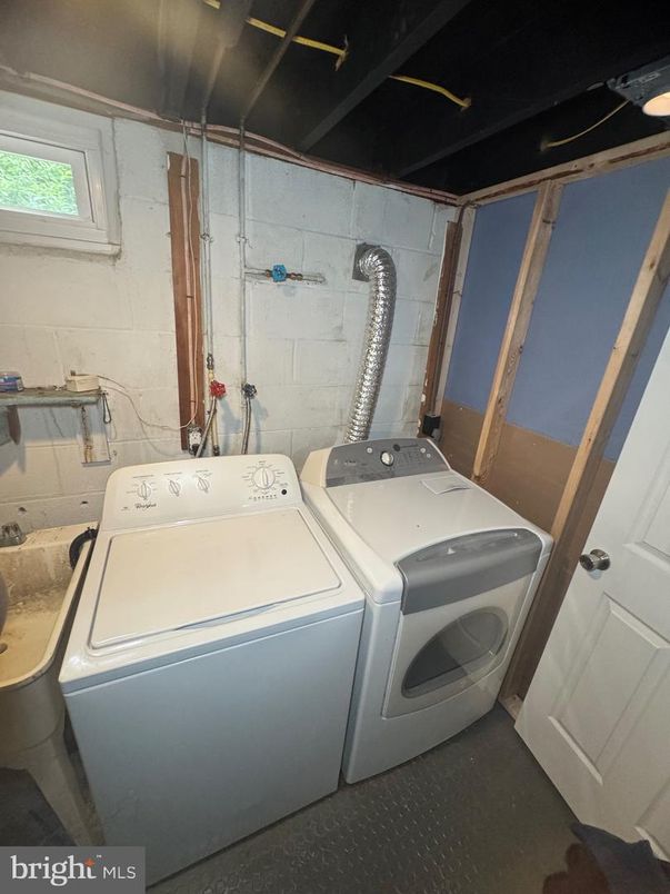 Interior, Washer
