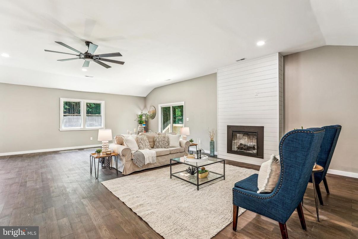 Fireplace, Interior, Living room, Recessed Lighting, Wood Texture Flooring