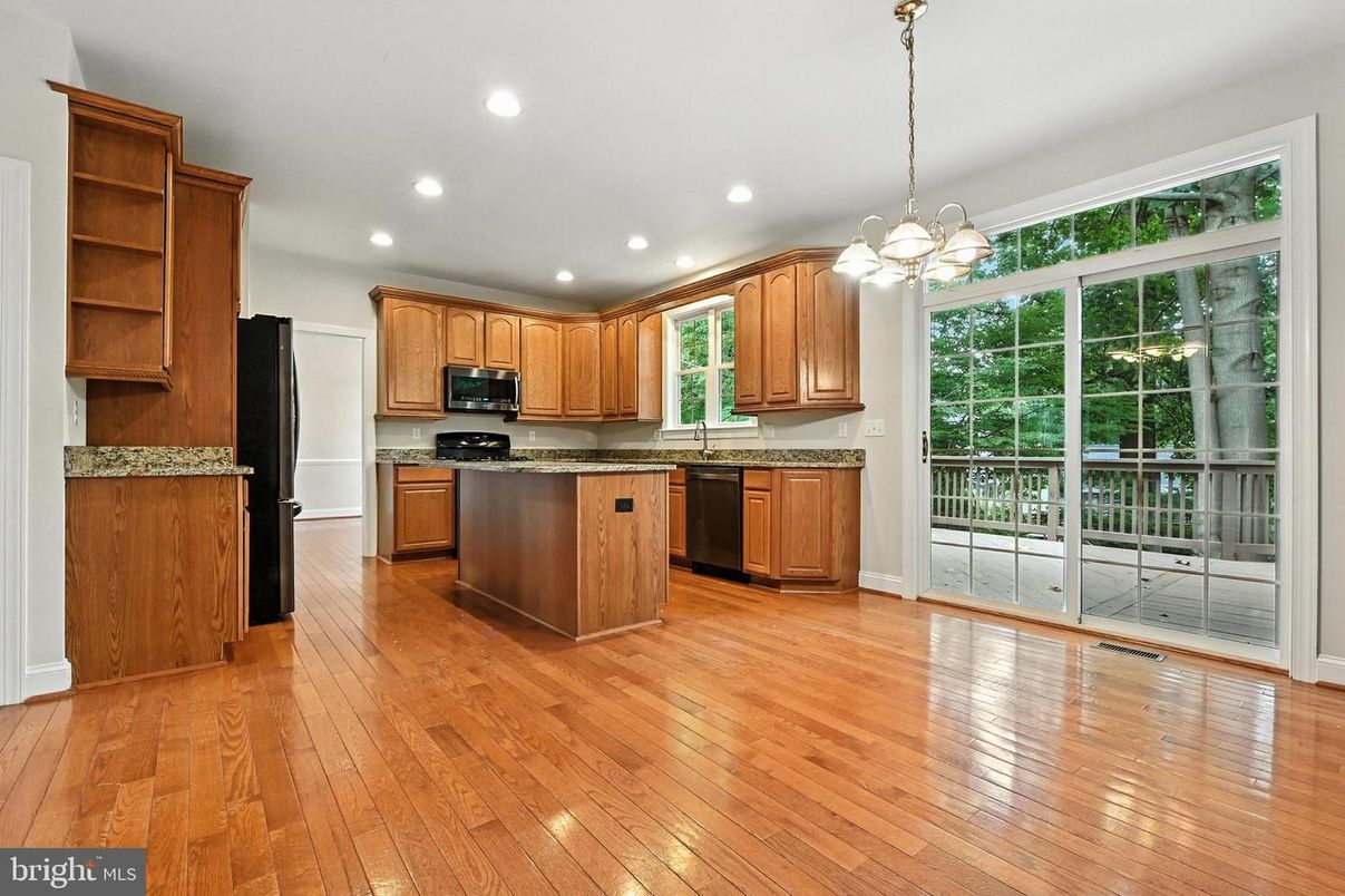 Interior, Kitchen, Pendant Lights, Recessed Lighting, Wood Texture Flooring