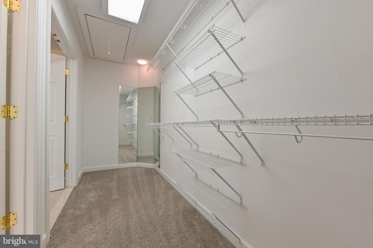 Interior, Recessed Lighting, Walk-in Closets