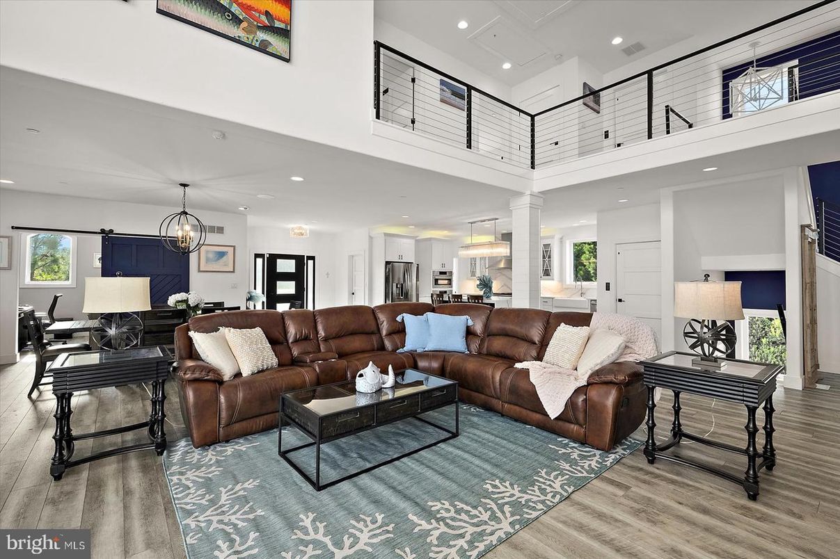 Chandelier, Dining room, Interior, Kitchen, Living room, Pendant Lights, Recessed Lighting, Wood Texture Flooring