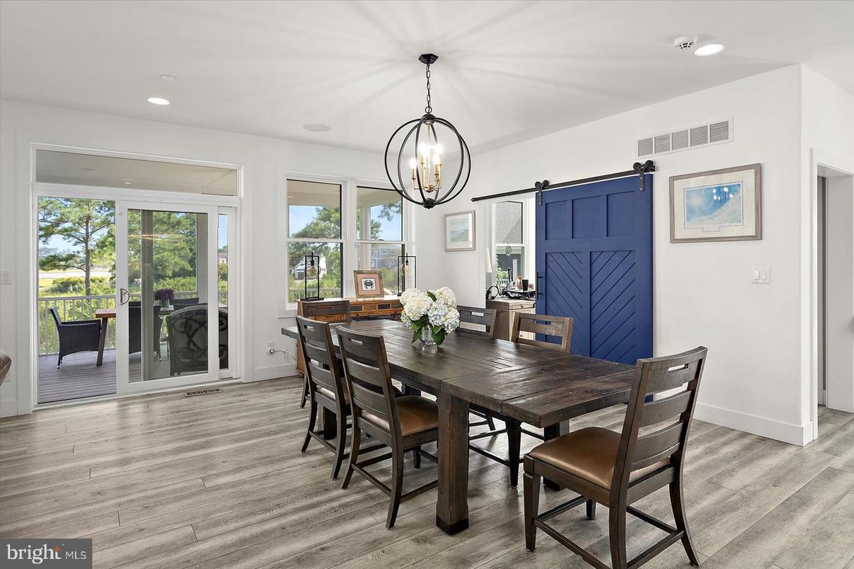 Chandelier, Dining room, Interior, Pendant Lights, Recessed Lighting, Wood Texture Flooring