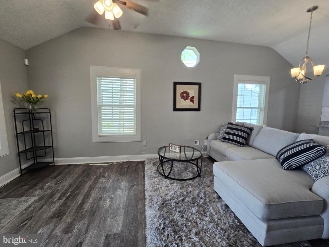 Interior, Living room, Pendant Lights, Wood Texture Flooring