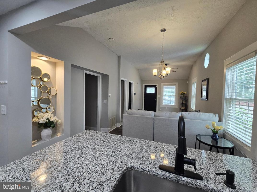 Chandelier, Interior, Pendant Lights