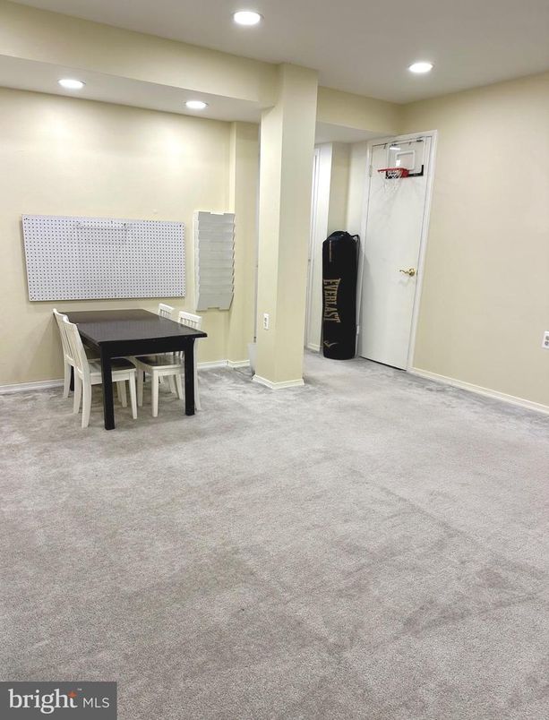 Interior, Recessed Lighting