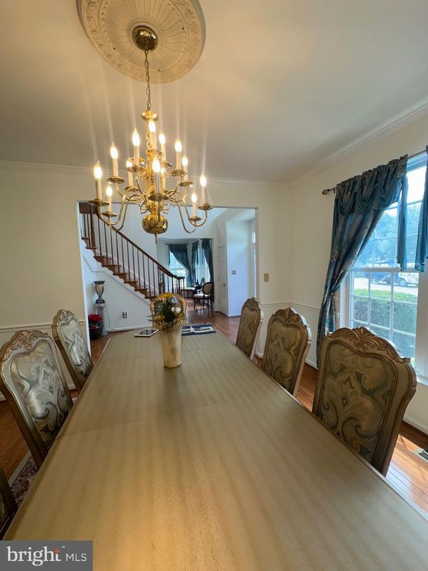 Chandelier, Dining room, Interior, Wood Texture Flooring