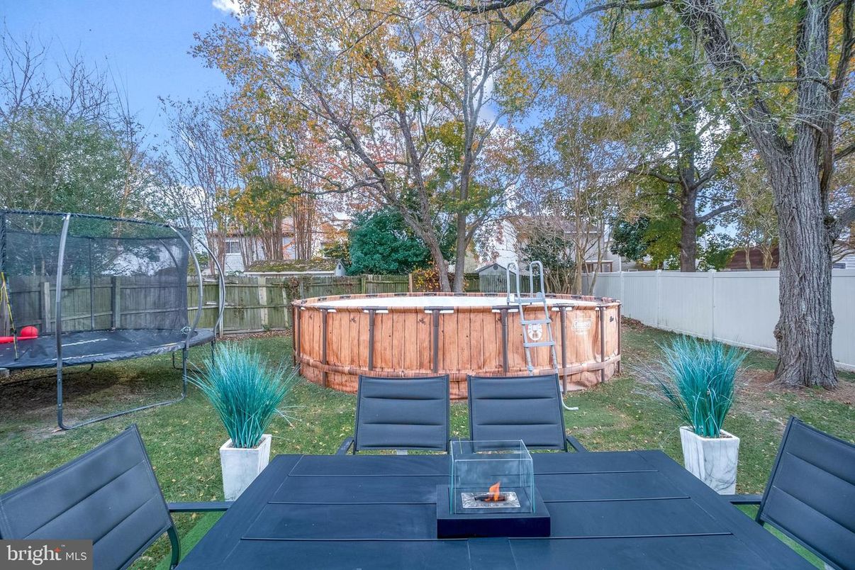 Backyard, Exterior, Playground, Pool
