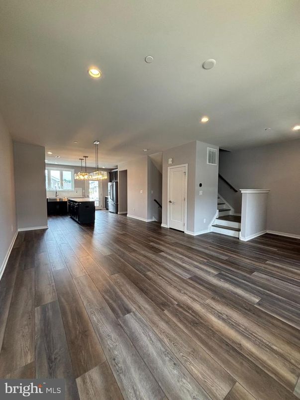 Empty room, Interior, Pendant Lights, Recessed Lighting, Wood Texture Flooring