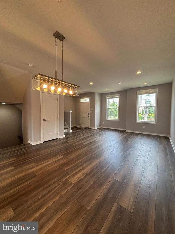 Empty room, Interior, Pendant Lights, Recessed Lighting, Wood Texture Flooring
