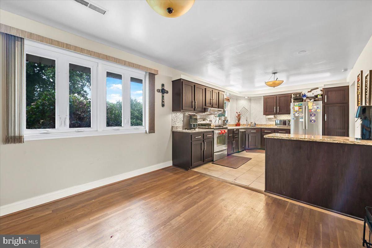 Interior, Kitchen, Wood Texture Flooring