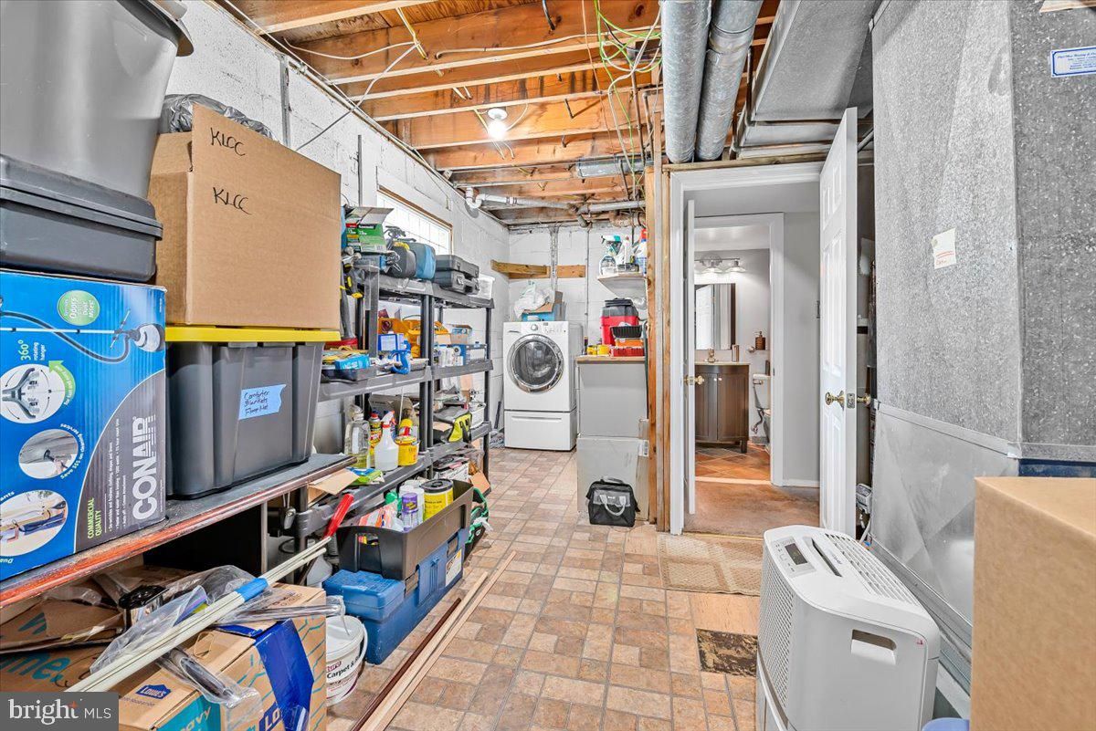 Interior, Washer
