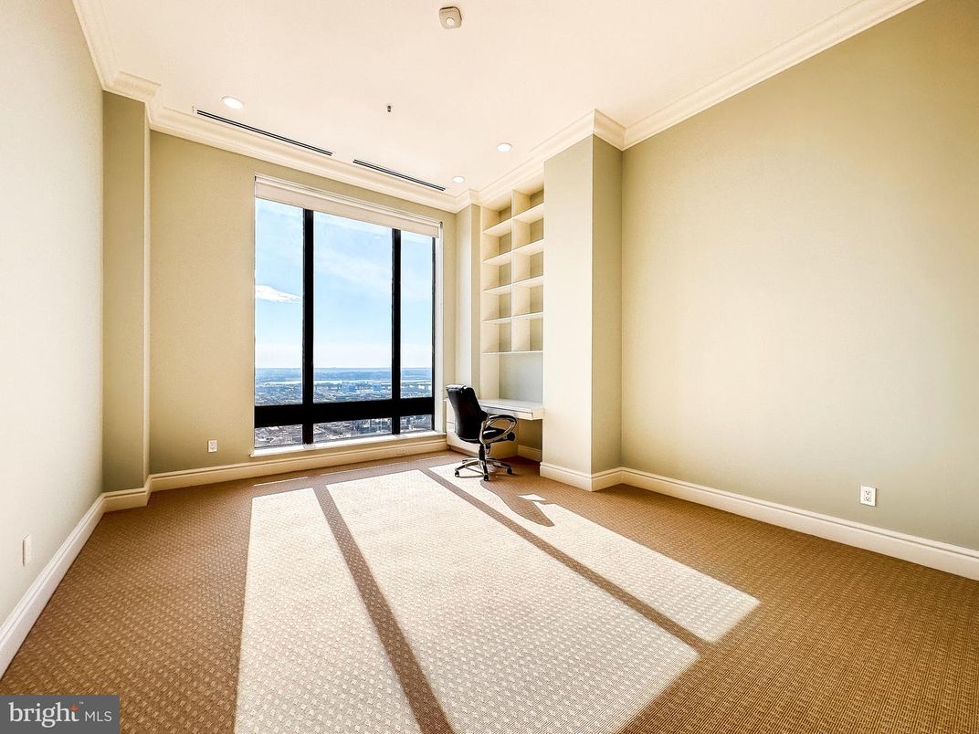 Empty room, Home Office, Interior, Recessed Lighting