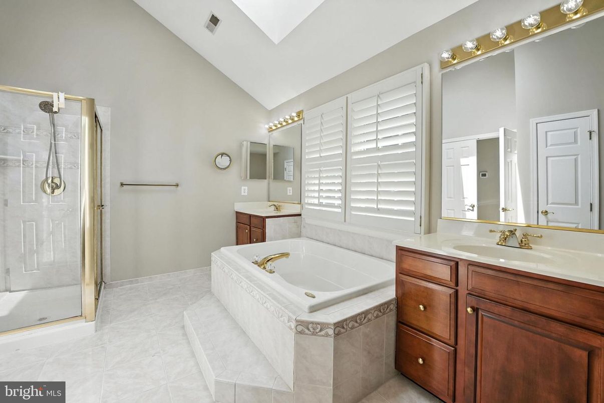 Bathroom, Dual Sink Vanities, Glass Shower, Interior