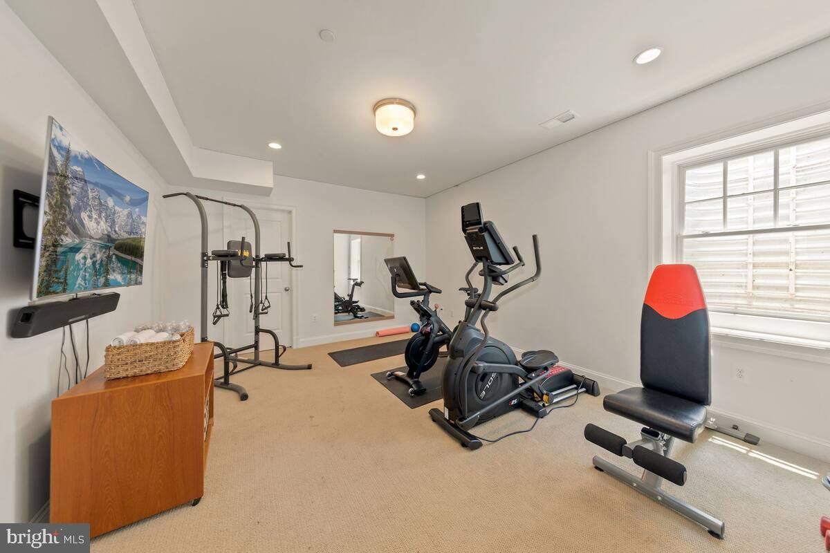 Fitness Equipment, Interior, Recessed Lighting