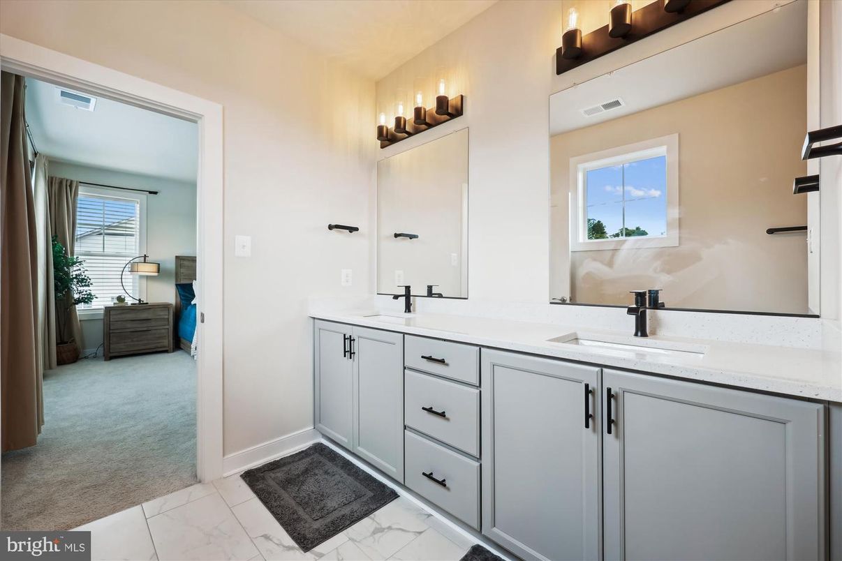 Bathroom, Dual Sink Vanities, Interior, Marble