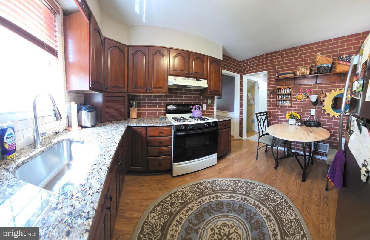 Dining room, Interior, Kitchen, Stone Walls, Wood Texture Flooring