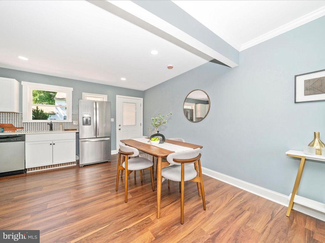 Dining room, Interior, Kitchen, Recessed Lighting, Stainless Steel Appliances, Wood Texture Flooring