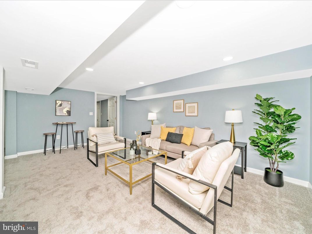 Interior, Living room, Recessed Lighting