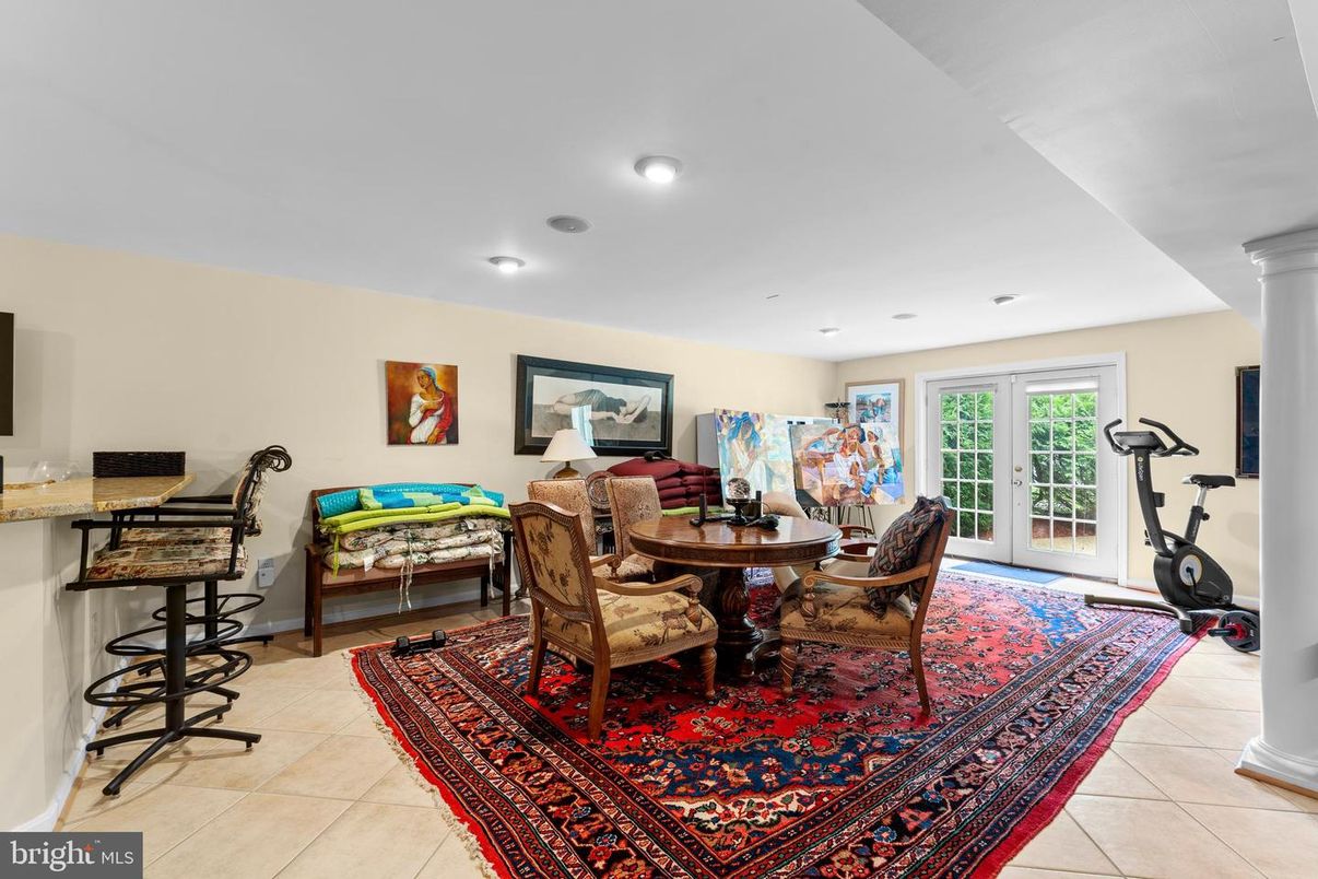 Dining room, Fitness Equipment, Interior, Recessed Lighting