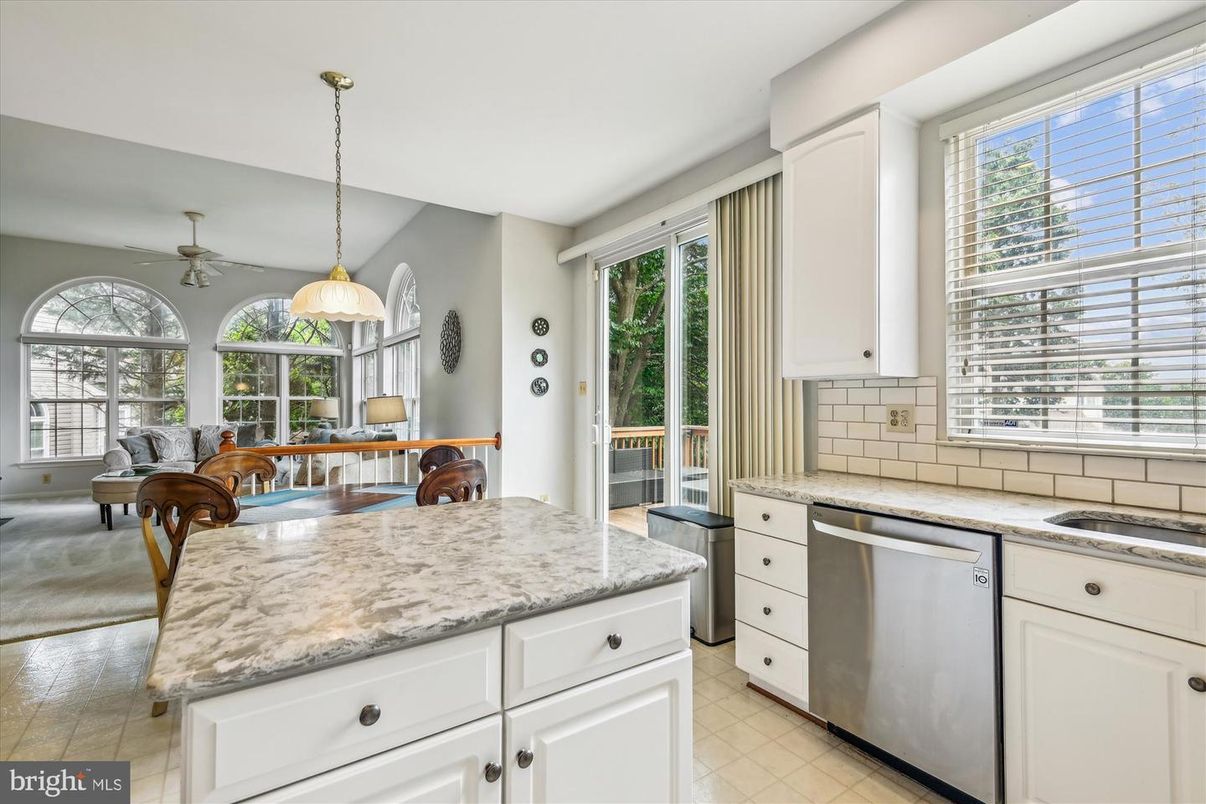 Interior, Kitchen, Pendant Lights, Stainless Steel Appliances