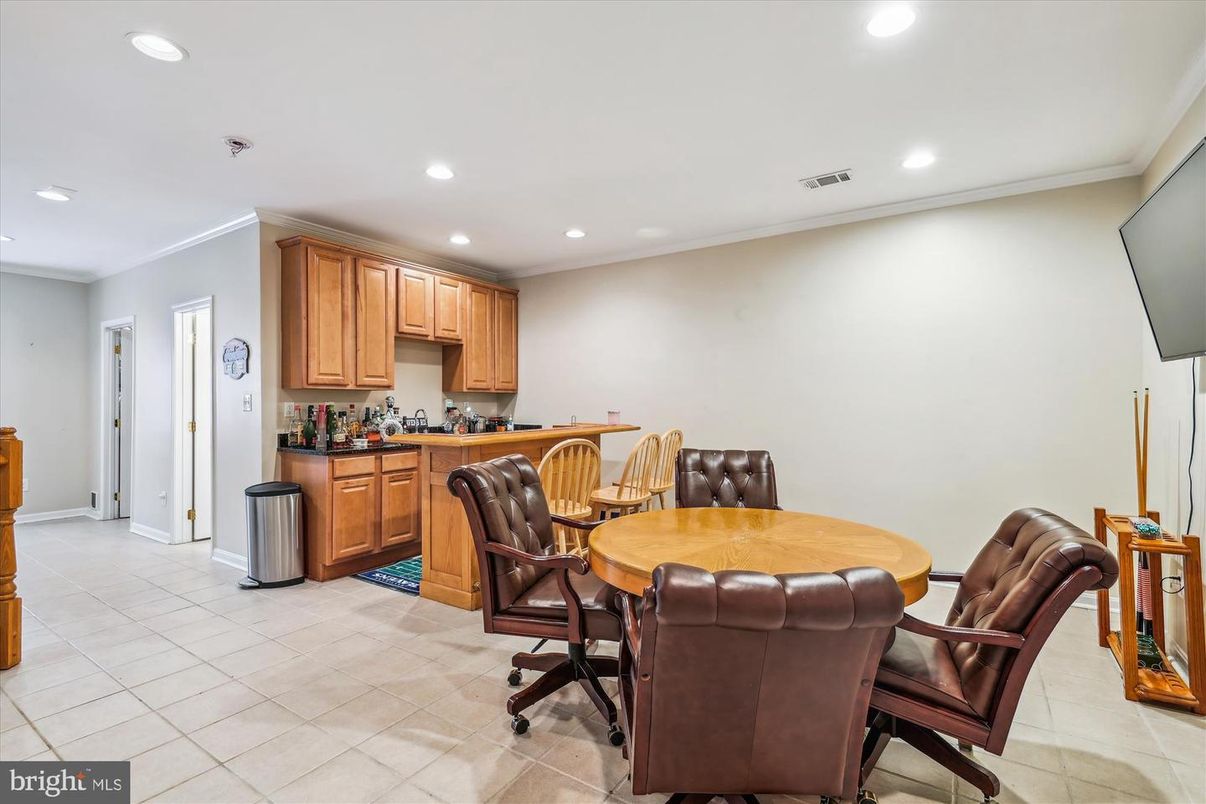 Dining room, Interior, Kitchen, Recessed Lighting