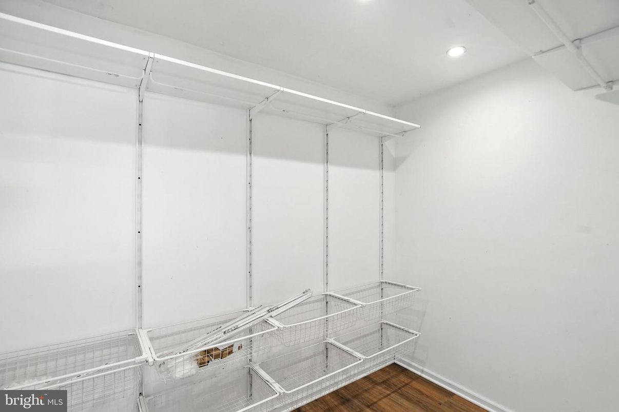 Interior, Recessed Lighting, Walk-in Closets, Wood Texture Flooring