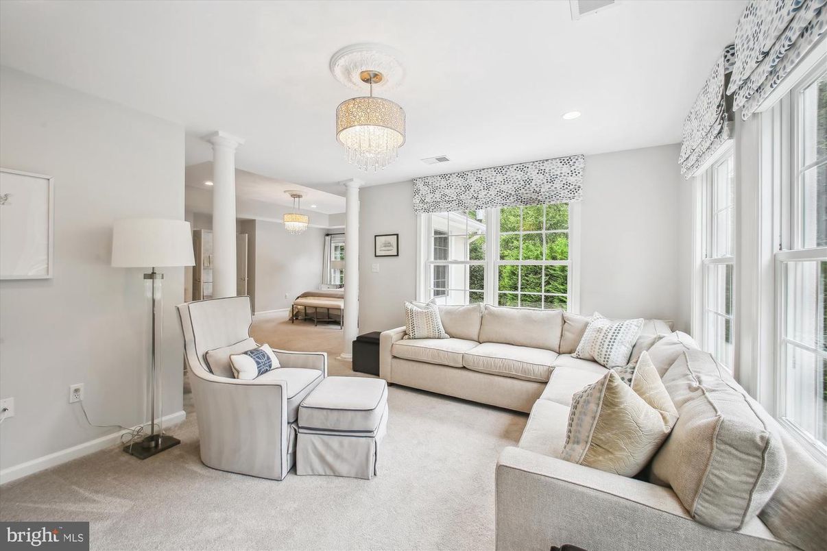 Chandelier, Interior, Living room, Recessed Lighting