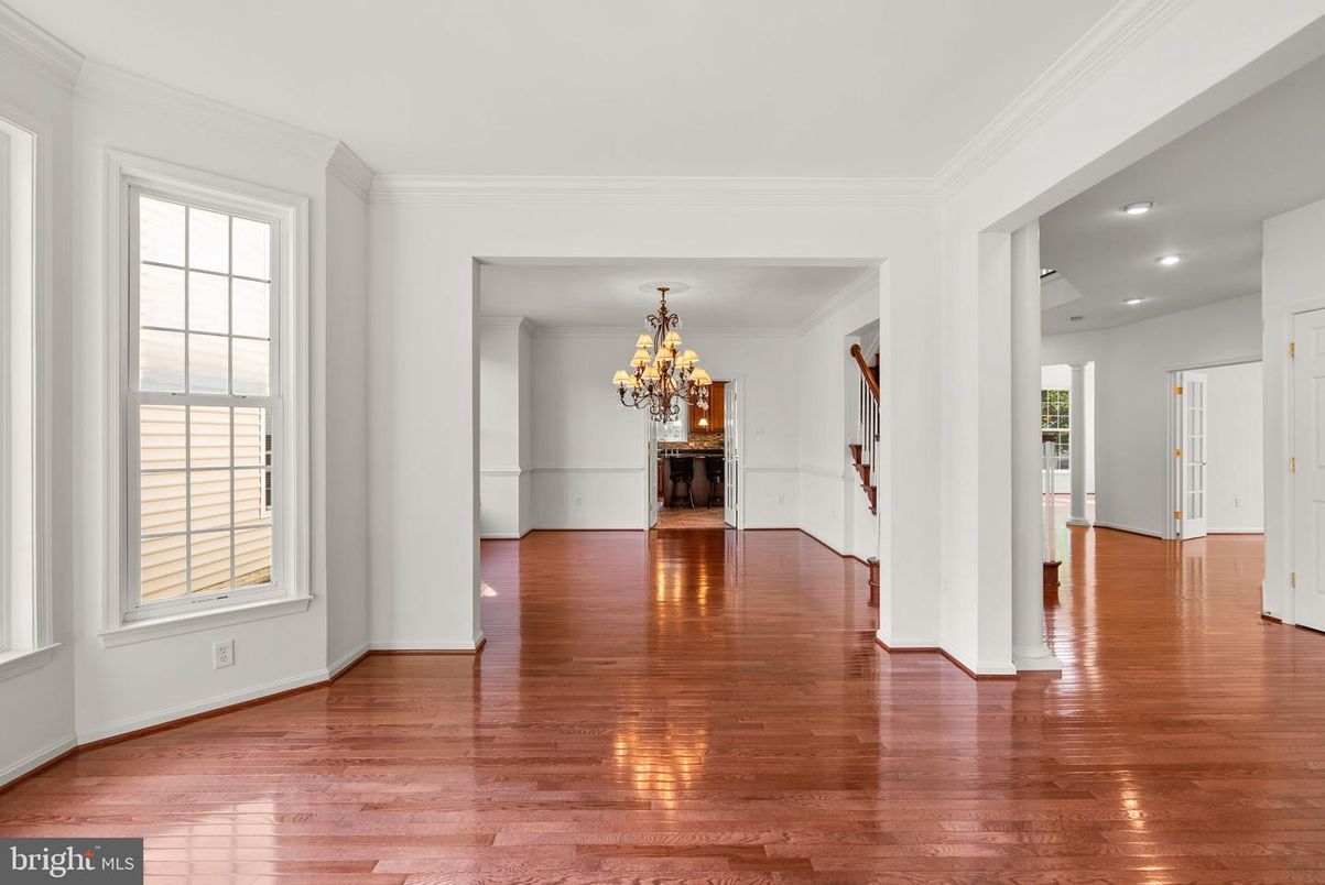 Chandelier, Empty room, Interior, Recessed Lighting, Wood Texture Flooring