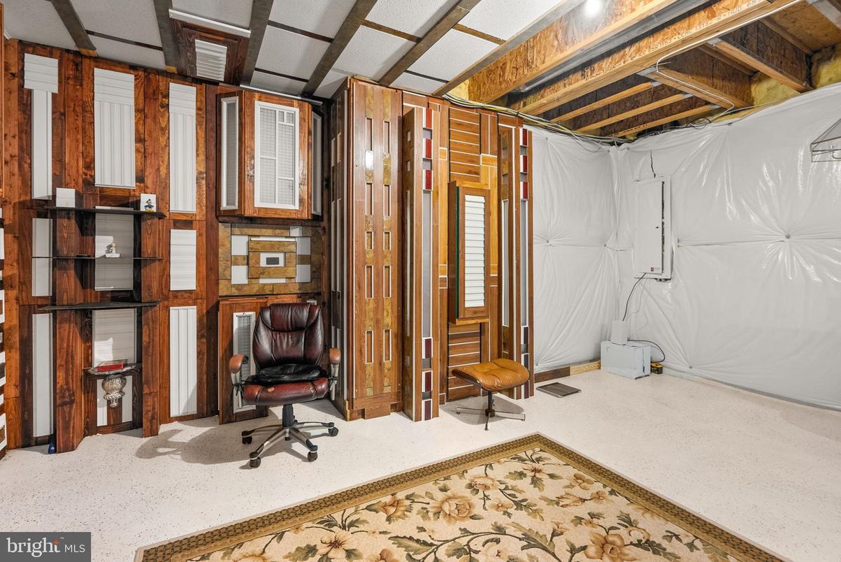 Interior, Wooden Beams