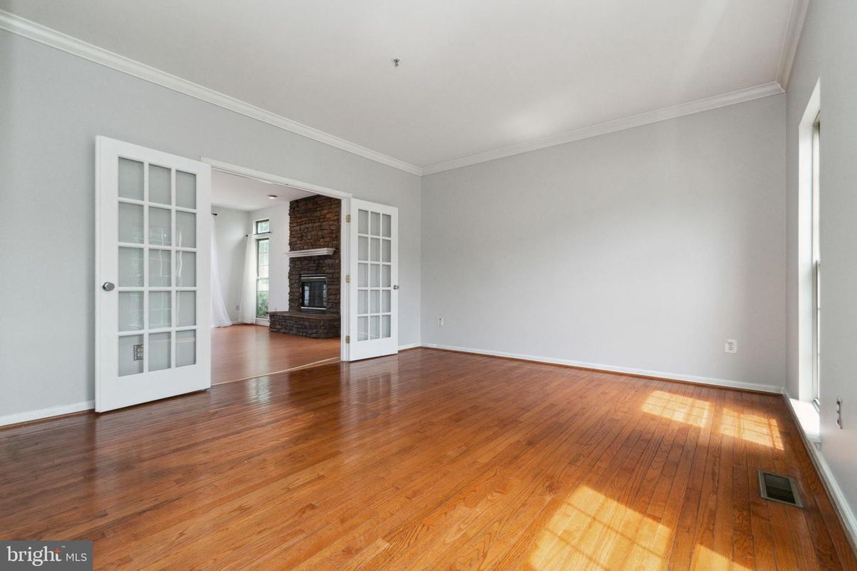 Empty room, Fireplace, Interior, Wood Texture Flooring
