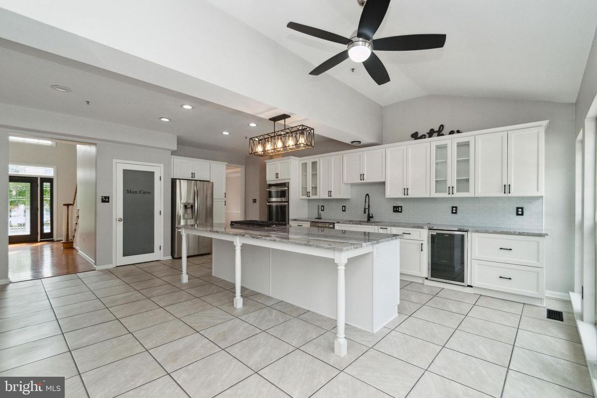 Chandelier, Interior, Kitchen, Recessed Lighting, Stainless Steel Appliances, Wood Texture Flooring