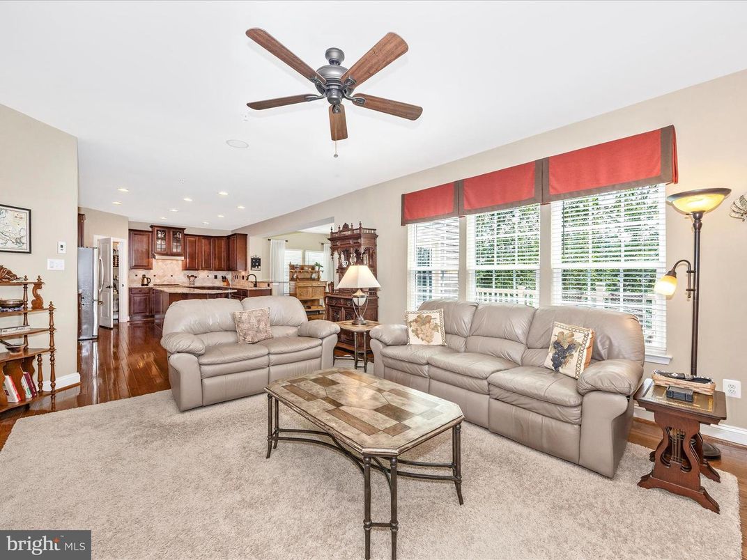 Interior, Kitchen, Living room, Recessed Lighting, Stainless Steel Appliances, Wood Texture Flooring