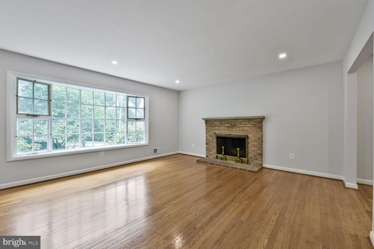 Empty room, Fireplace, Interior, Recessed Lighting, Wood Texture Flooring