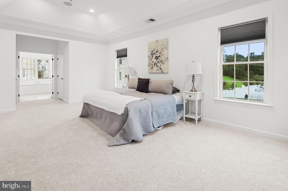 Bedroom, Interior, Recessed Lighting