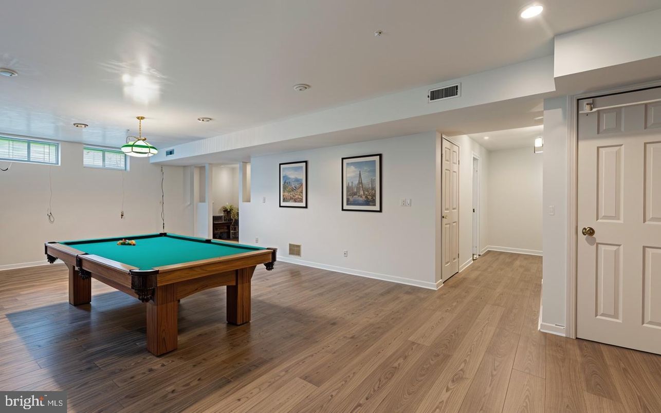 Billiard Table, Game Room, Interior, Recessed Lighting, Wood Texture Flooring