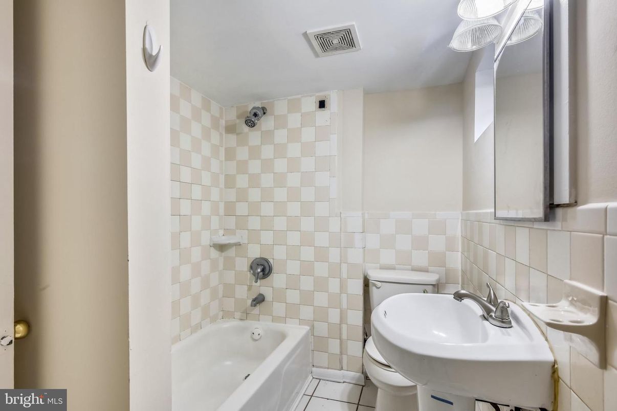 Bathroom, Interior