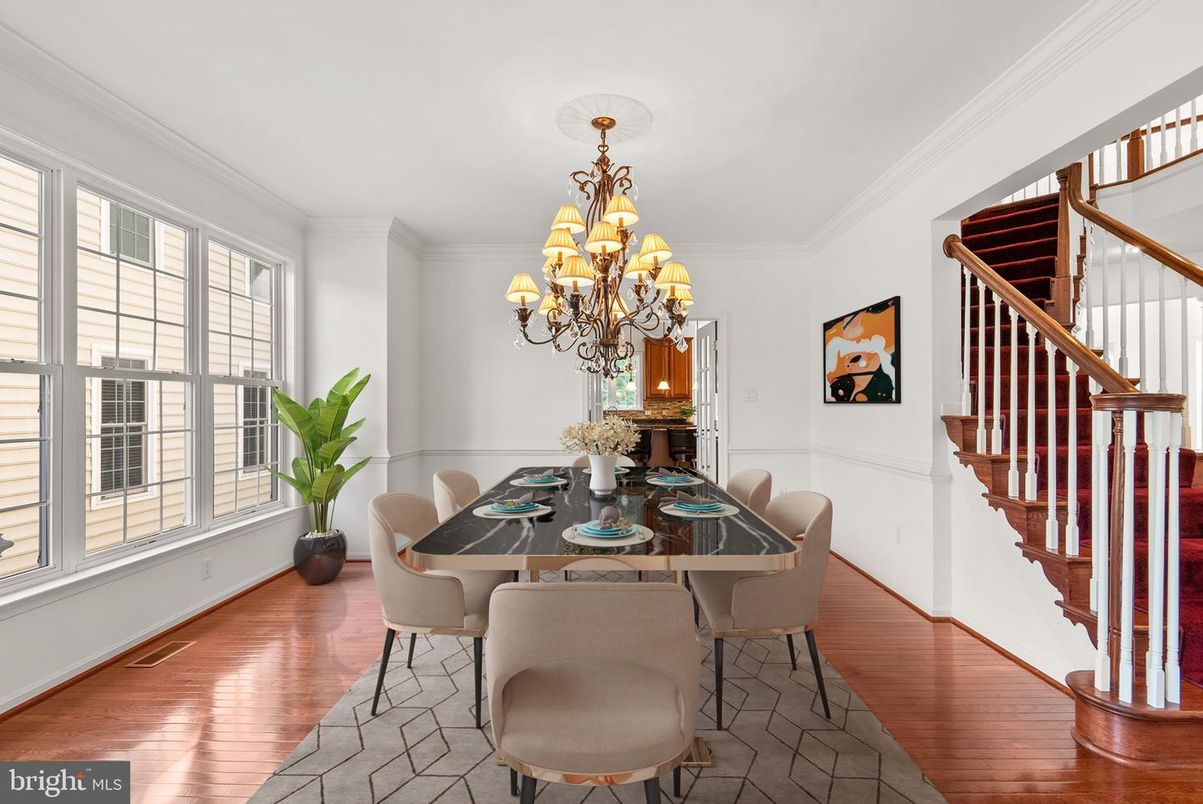Chandelier, Dining room, Interior, Wood Texture Flooring