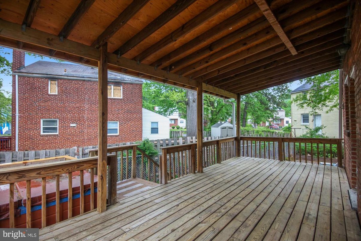 Exterior, Wood Texture Flooring