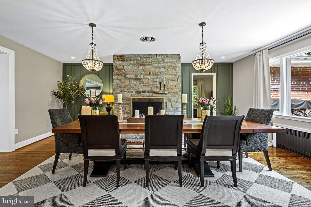 Dining room, Fireplace, Interior, Pendant Lights, Recessed Lighting, Stone Walls, Wood Texture Flooring
