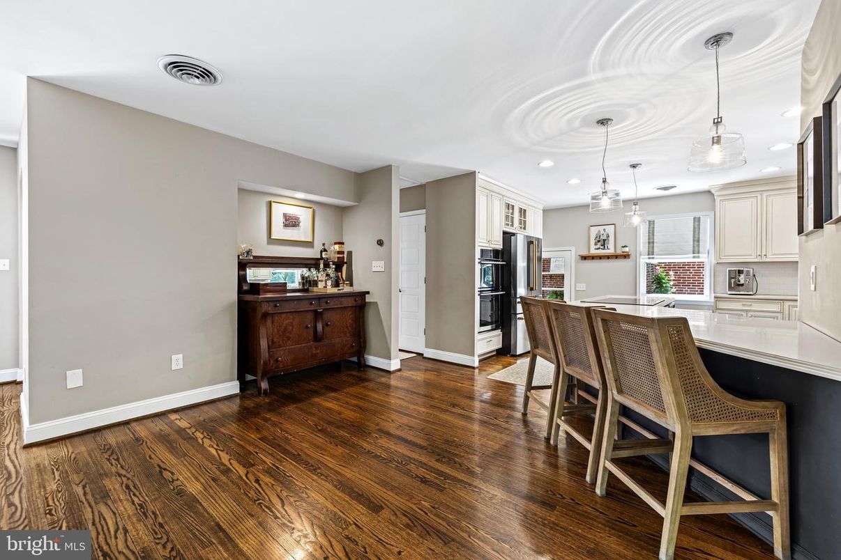 Interior, Kitchen, Pendant Lights, Recessed Lighting, Wood Texture Flooring