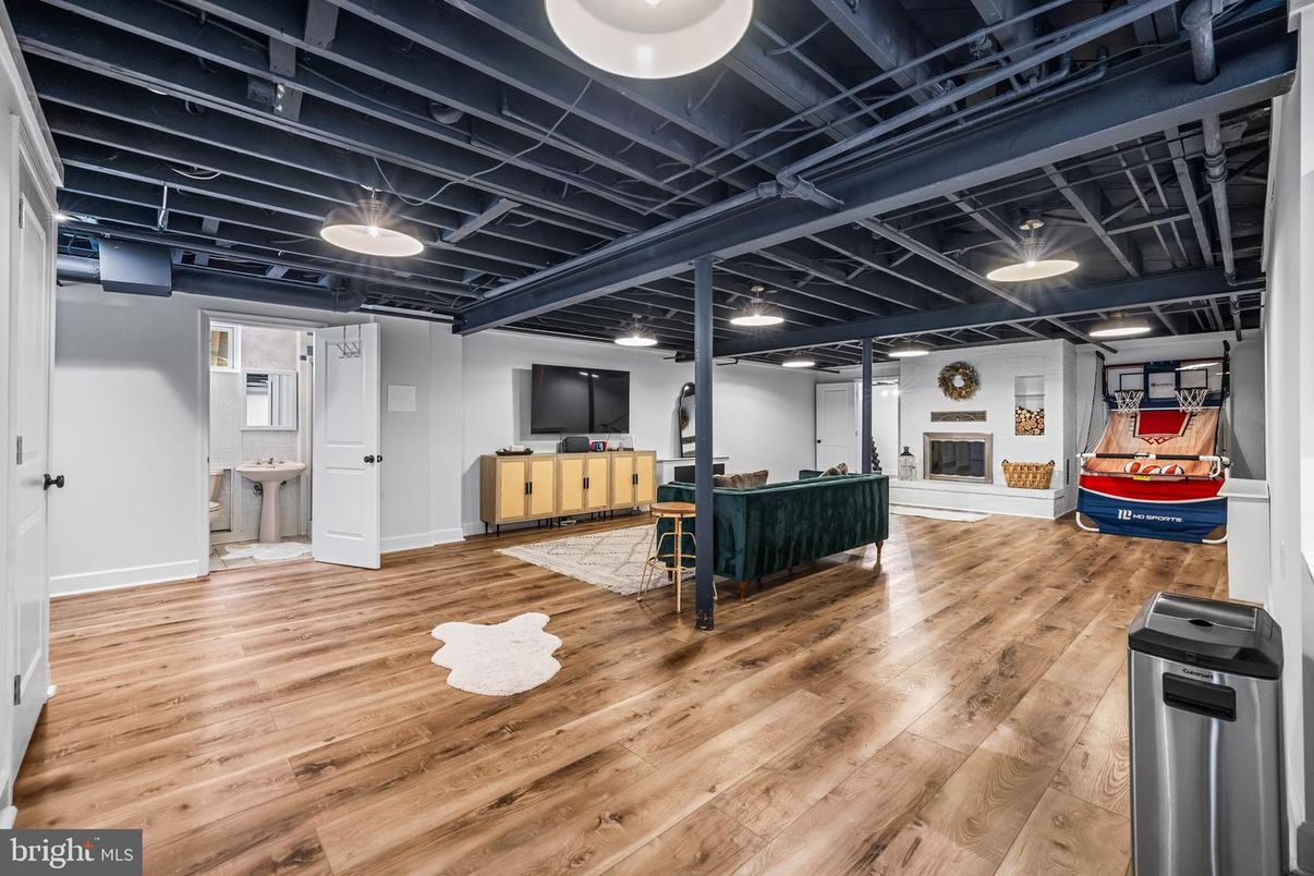 Fireplace, Interior, Recessed Lighting, Wood Texture Flooring