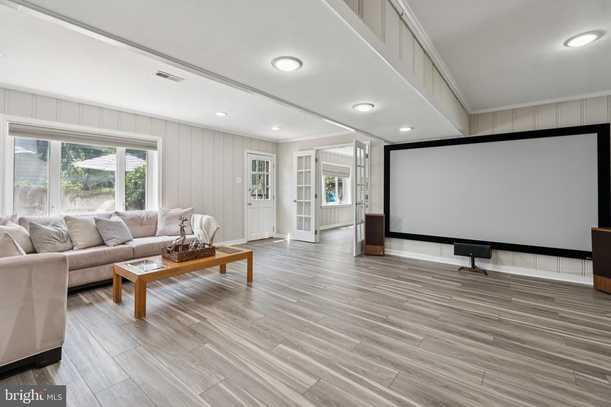 Interior, Living room, Projection Screen, Recessed Lighting, Wood Texture Flooring