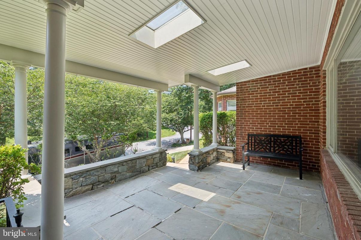 Exterior, Fireplace