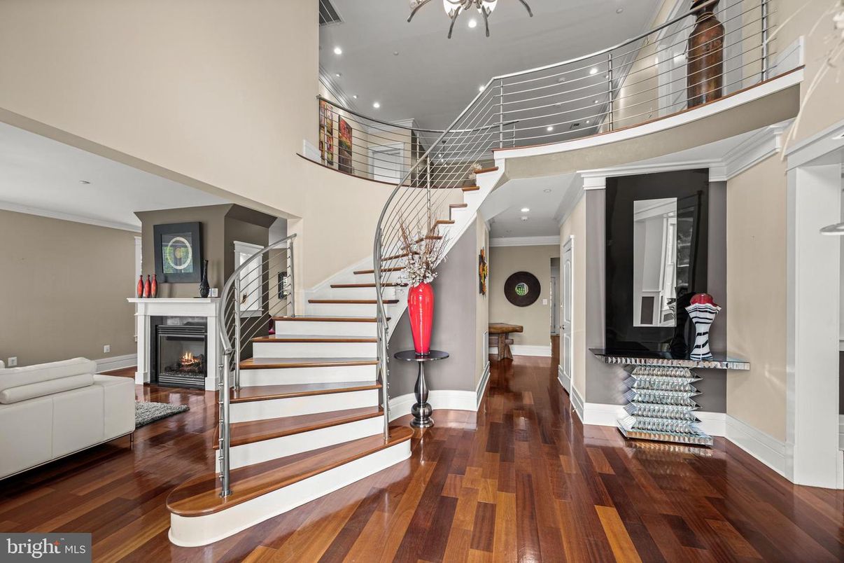 Fireplace, Interior, Recessed Lighting, Wood Texture Flooring