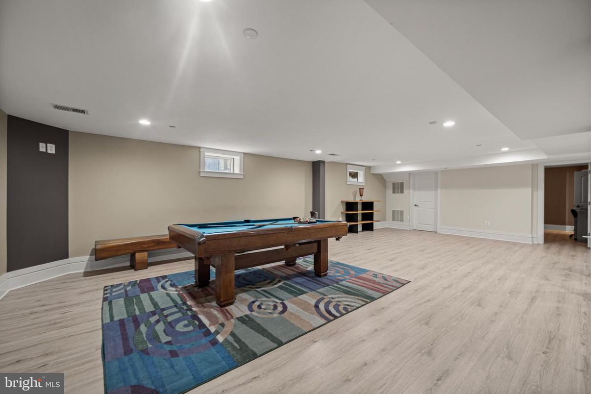 Billiard Table, Game Room, Interior, Recessed Lighting, Wood Texture Flooring