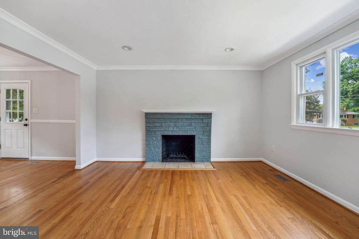 Empty room, Fireplace, Interior, Recessed Lighting, Wood Texture Flooring