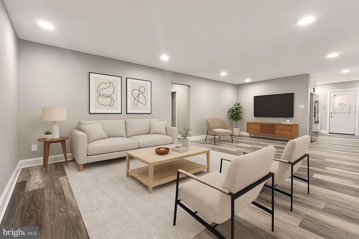 Interior, Living room, Recessed Lighting, Wood Texture Flooring
