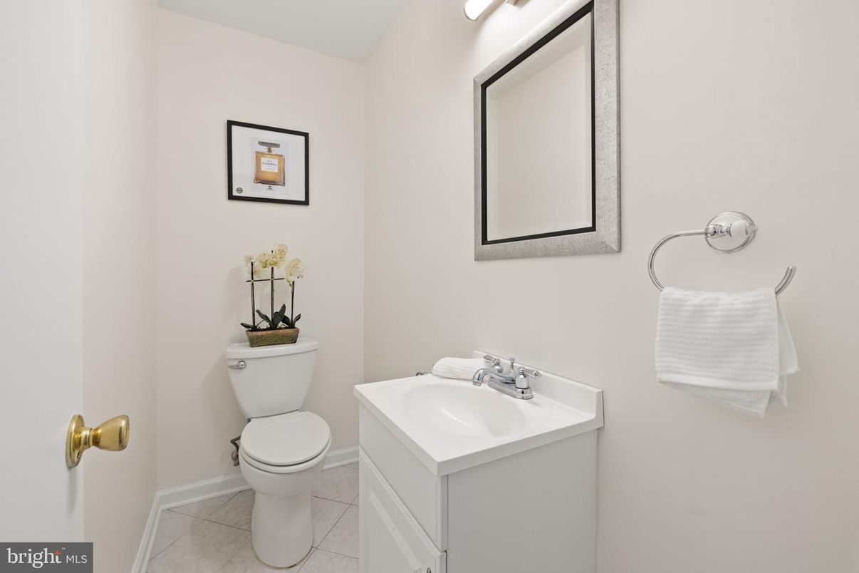 Bathroom, Interior